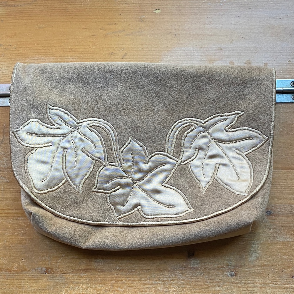 Vintage Tan Clutch with Leaf Design
